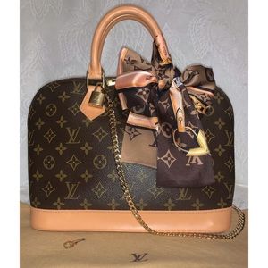 🚫SOLD 🚫❤️ Louis Vuitton Alma & Accessories ❤️